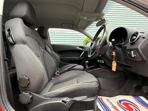 Audi A1 1.6 TDI Sport EURO 5 (s/s) 3dr