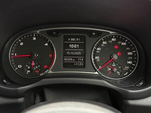 Audi A1 1.6 TDI Sport EURO 5 (s/s) 3dr