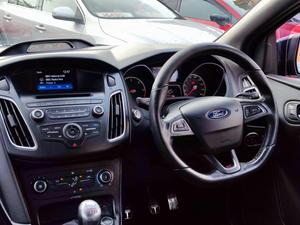 Ford Focus 2.0 TDCi ST-1 Euro 6 (s/s) 5dr