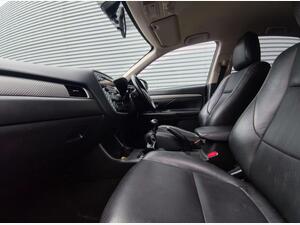 Mitsubishi Outlander 2.2 DI-D GX3 4WD Euro 5 (s/s) 5dr