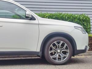 Mitsubishi Outlander 2.2 DI-D GX3 4WD Euro 5 (s/s) 5dr
