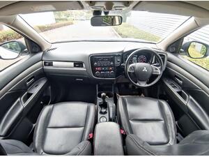 Mitsubishi Outlander 2.2 DI-D GX3 4WD Euro 5 (s/s) 5dr