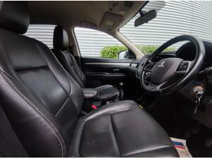 Mitsubishi Outlander 2.2 DI-D GX3 4WD Euro 5 (s/s) 5dr