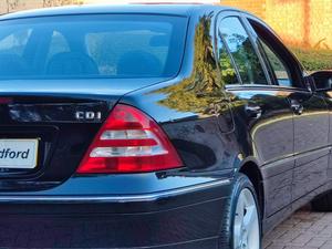 Mercedes-Benz C Class 3.0 C320 CDI Avantgarde SE 7G-Tronic 4dr