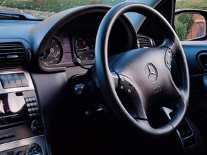 Mercedes-Benz C Class 3.0 C320 CDI Avantgarde SE 7G-Tronic 4dr