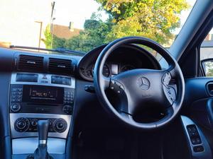 Mercedes-Benz C Class 3.0 C320 CDI Avantgarde SE 7G-Tronic 4dr