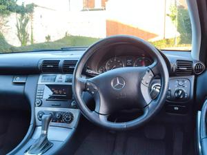 Mercedes-Benz C Class 3.0 C320 CDI Avantgarde SE 7G-Tronic 4dr