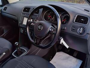 Volkswagen Polo 1.2 TSI BlueMotion TECH SEL EURO 6 (s/s) 5dr