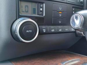 Volkswagen Touareg 2.5 TDI DPF SE 5dr