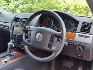 Volkswagen Touareg 2.5 TDI DPF SE 5dr