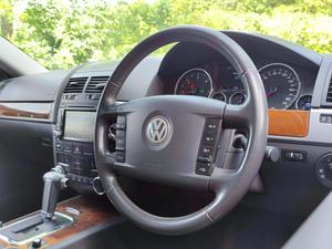 Volkswagen Touareg 2.5 TDI DPF SE 5dr