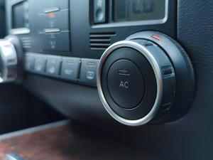 Volkswagen Touareg 2.5 TDI DPF SE 5dr