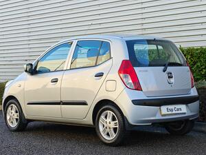 Hyundai i10 1.2 Comfort AUTO EURO 4 5dr