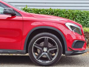 Mercedes-Benz GLA 2.1 GLA220d AMG LINE 7G-DCT 4MATIC EURO 6 (s/s) 5dr