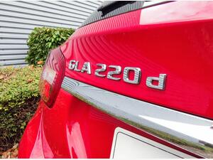 Mercedes-Benz GLA 2.1 GLA220d AMG LINE 7G-DCT 4MATIC EURO 6 (s/s) 5dr