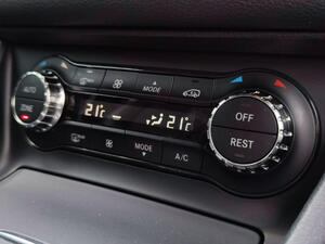 Mercedes-Benz GLA 2.1 GLA220d AMG LINE 7G-DCT 4MATIC EURO 6 (s/s) 5dr