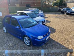 Volkswagen Golf 3.2 R32 3dr