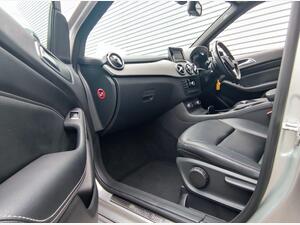 Mercedes-Benz B Class 1.5 B180 CDI Sport 7G-DCT Euro 5 (s/s) 5dr