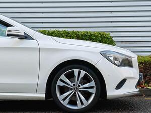 Mercedes-Benz CLA 2.1 CLA220d Sport Coupe 4dr Diesel 7G-DCT EURO 6 (s/s) (177 PS)