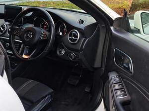 Mercedes-Benz CLA 2.1 CLA220d Sport Coupe 4dr Diesel 7G-DCT EURO 6 (s/s) (177 PS)