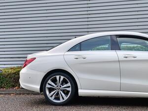 Mercedes-Benz CLA 2.1 CLA220d Sport Coupe 4dr Diesel 7G-DCT EURO 6 (s/s) (177 PS)