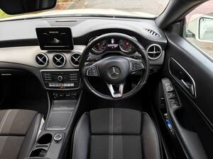 Mercedes-Benz CLA 2.1 CLA220d Sport Coupe 4dr Diesel 7G-DCT EURO 6 (s/s) (177 PS)