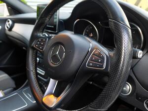 Mercedes-Benz CLA 2.1 CLA220d Sport Coupe 4dr Diesel 7G-DCT EURO 6 (s/s) (177 PS)