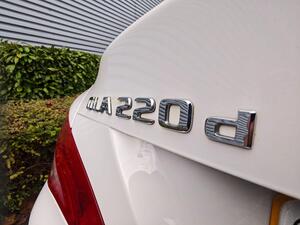 Mercedes-Benz CLA 2.1 CLA220d Sport Coupe 4dr Diesel 7G-DCT EURO 6 (s/s) (177 PS)