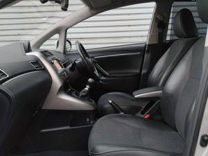 Toyota Verso 1.6 D-4D Excel Euro 5 (s/s) 5dr