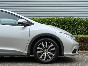 Honda Civic 1.6 i-DTEC SE Euro 5 (s/s) 5dr