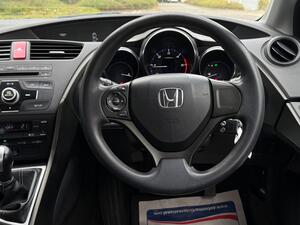 Honda Civic 1.6 i-DTEC SE Euro 5 (s/s) 5dr