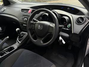 Honda Civic 1.6 i-DTEC SE Euro 5 (s/s) 5dr