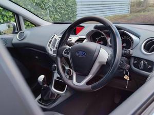 Ford Fiesta 1.25 Zetec 5dr