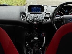 Ford Fiesta 1.0T EcoBoost Zetec S Euro 6 (s/s) 3dr