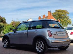 MINI Hatch 1.6 One CVT Euro 3 3dr