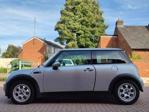 MINI Hatch 1.6 One CVT Euro 3 3dr