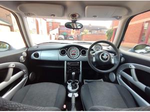 MINI Hatch 1.6 One CVT Euro 3 3dr