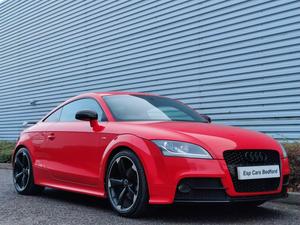 Audi TT 2.0 TDI Black Edition quattro Euro 5 3dr