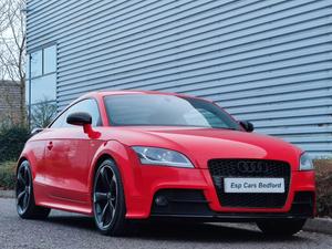 Audi TT 2.0 TDI Black Edition quattro Euro 5 3dr