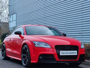 Audi TT 2.0 TDI Black Edition quattro Euro 5 3dr