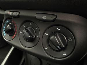 Vauxhall Corsa 1.4i ecoFLEX Excite Euro 6 3dr (a/c)