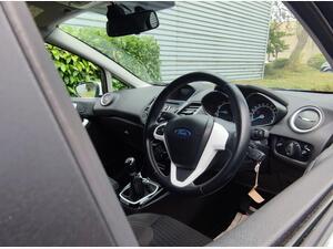 Ford Fiesta 1.0T EcoBoost Zetec Black Edition Euro 6 (s/s) 5dr