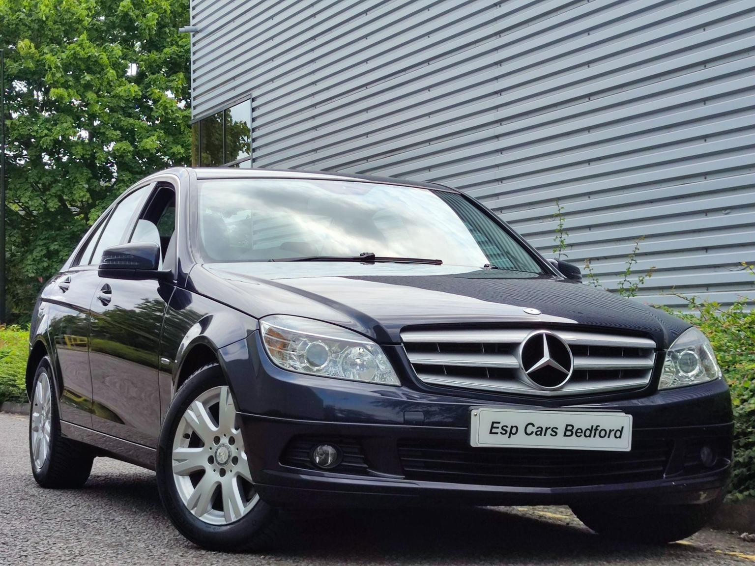 Mercedes-Benz C Class 1.8 C180 BlueEfficiency Executive SE Auto Euro 5 4dr