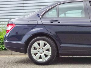 Mercedes-Benz C Class 1.8 C180 BlueEfficiency Executive SE Auto Euro 5 4dr