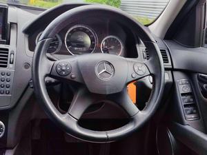 Mercedes-Benz C Class 1.8 C180 BlueEfficiency Executive SE Auto Euro 5 4dr