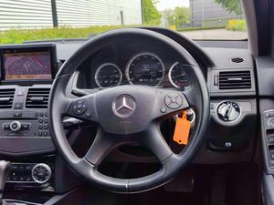 Mercedes-Benz C Class 1.8 C180 BlueEfficiency Executive SE Auto Euro 5 4dr