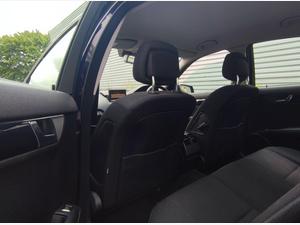 Mercedes-Benz C Class 1.8 C180 BlueEfficiency Executive SE Auto Euro 5 4dr