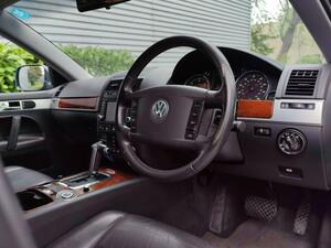 Volkswagen Touareg 2.5 TDI SE 5dr