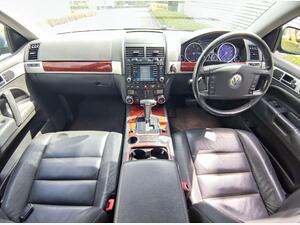 Volkswagen Touareg 2.5 TDI SE 5dr