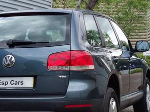 Volkswagen Touareg 2.5 TDI SE 5dr